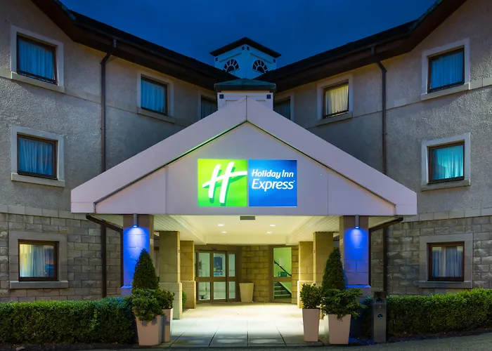 Discover the Top Hotels near Inverness Airport with Parking